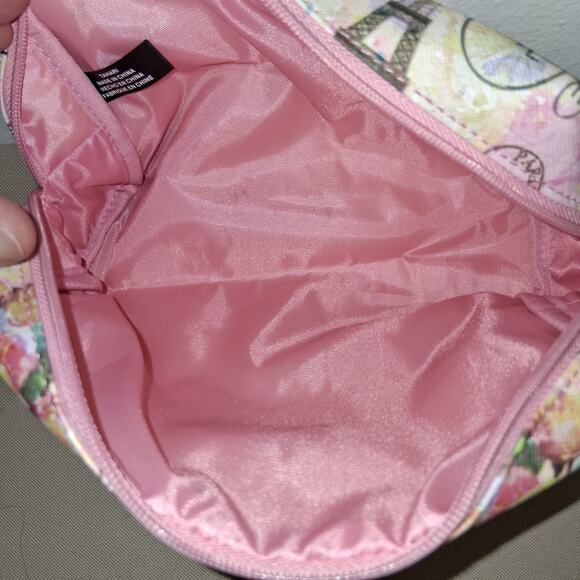 Tahari Makeup Travel Bag With Paris France Butterfly Floral Print Design - Picture 5 of 5